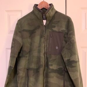 A&F Male Fleece ZIP up sweater, military print NW